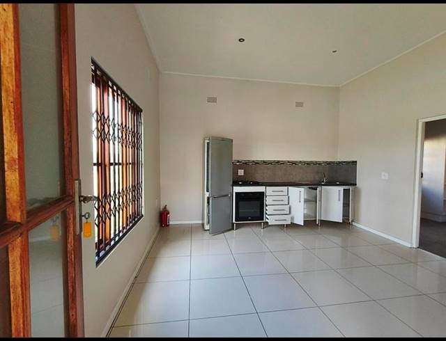 14 BEDROOM HOUSE FOR SALE IN NORWOOD